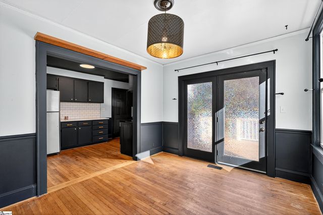 130 Pleasant Ridge Avenue, Greenville, SC 29605