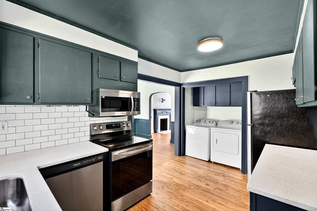 130 Pleasant Ridge Avenue, Greenville, SC 29605