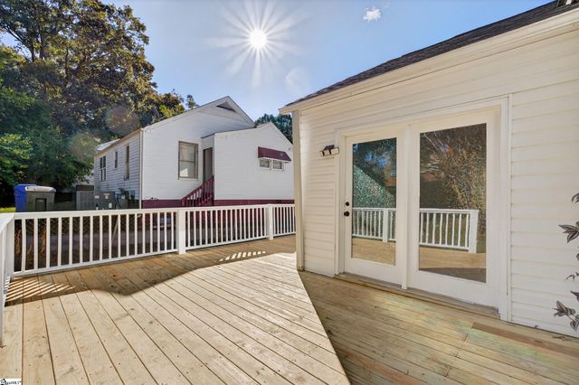 130 Pleasant Ridge Avenue, Greenville, SC 29605