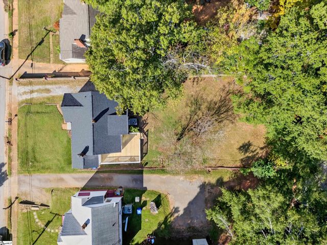 130 Pleasant Ridge Avenue, Greenville, SC 29605