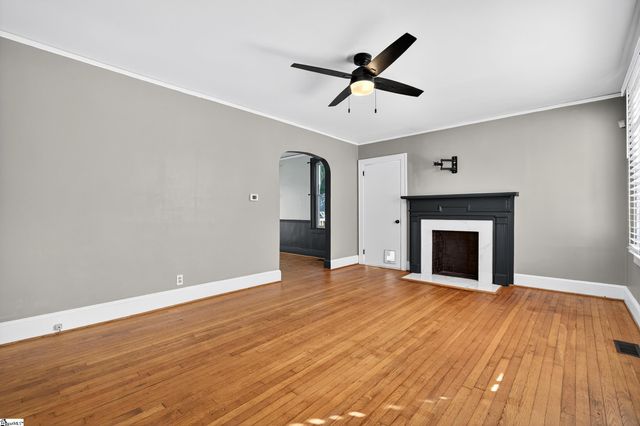 130 Pleasant Ridge Avenue, Greenville, SC 29605