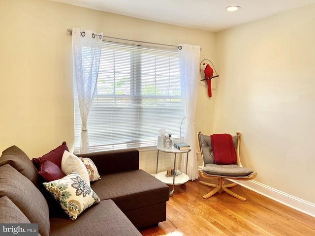 302 MARTEN RD, Princeton, NJ 08540