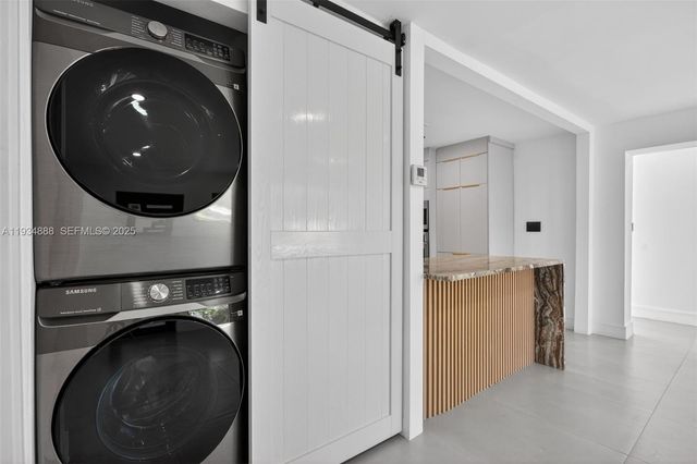 1488 NE 29th St, Pompano Beach, FL 33064