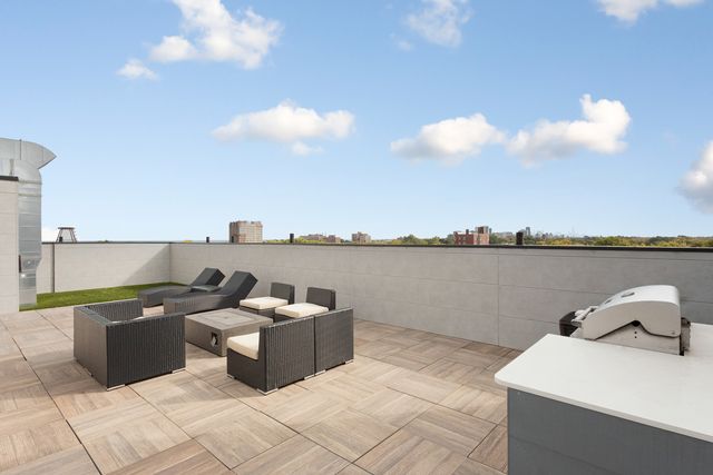 1531 W Howard Avenue 209, Chicago, IL 60626