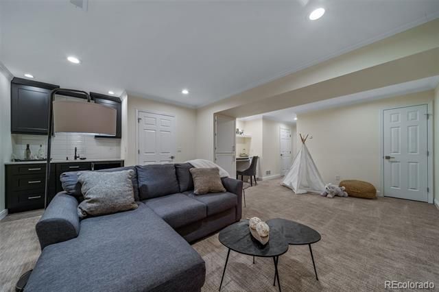 124 Jackson Street, Denver, CO 80206
