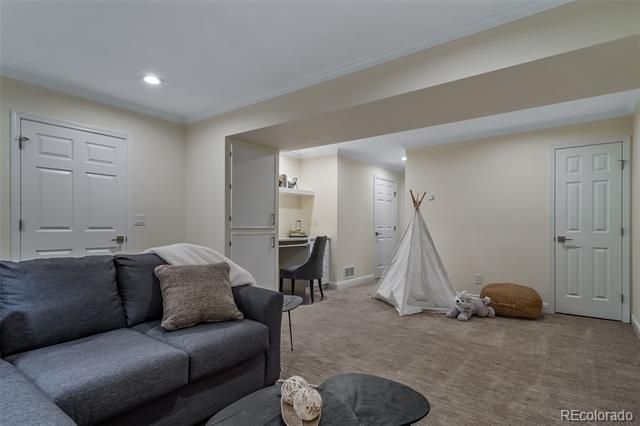 124 Jackson Street, Denver, CO 80206
