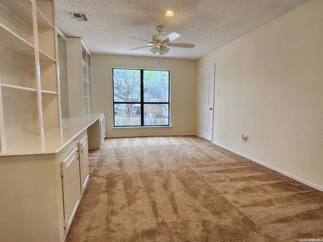 1019 Hedgestone, San Antonio, TX 78258