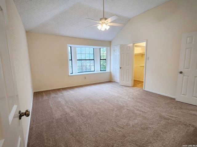 1019 Hedgestone, San Antonio, TX 78258