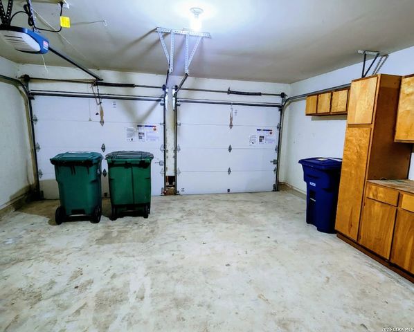 1019 Hedgestone, San Antonio, TX 78258