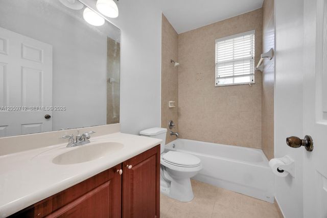 12745 SW 204th Ln, Miami, FL 33177