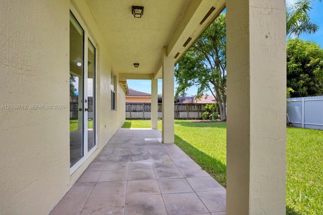 12745 SW 204th Ln, Miami, FL 33177