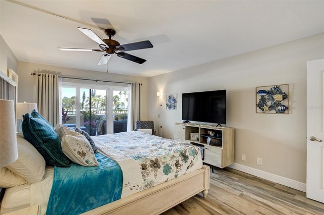 1480 GULF BOULEVARD 109, Clearwater Beach, FL 33767