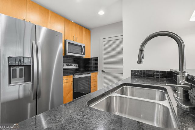 250 Pharr Road NE 409, Atlanta, GA 30305