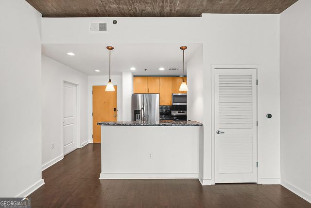 250 Pharr Road NE 409, Atlanta, GA 30305