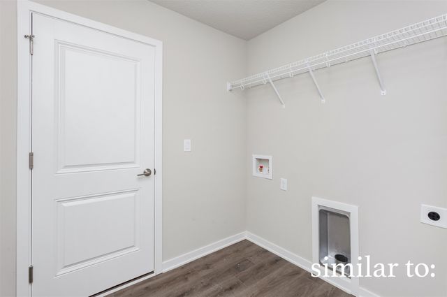 1112 Featherstone Avenue NE, Bondurant, IA 50035