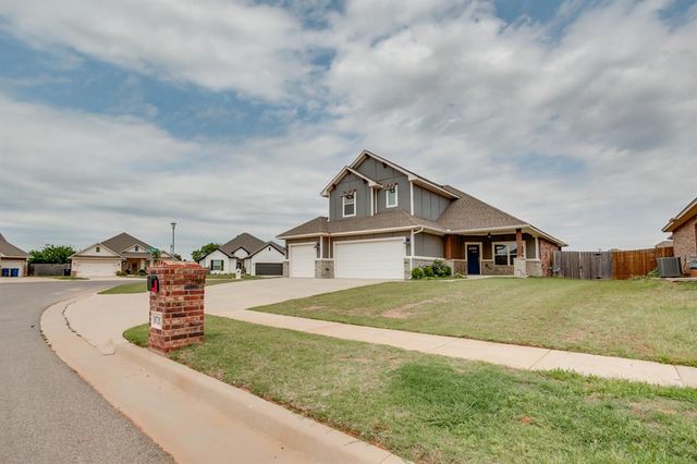 10720 Little Sallisaw Creek Drive, Yukon, OK 73099