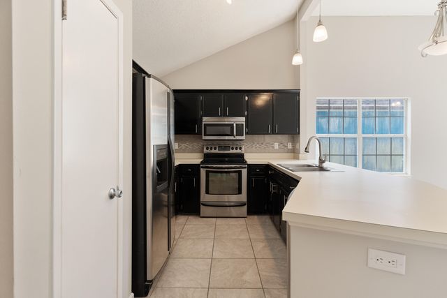 3053 Yorktown Circle, Fort Walton Beach, FL 32547
