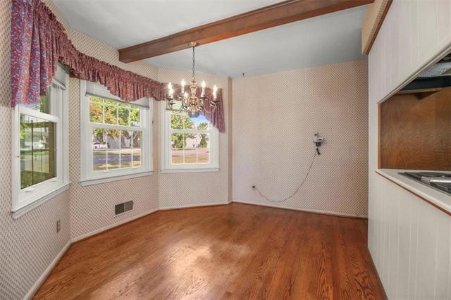 420 Golfview Drive, Blue Springs, MO 64014