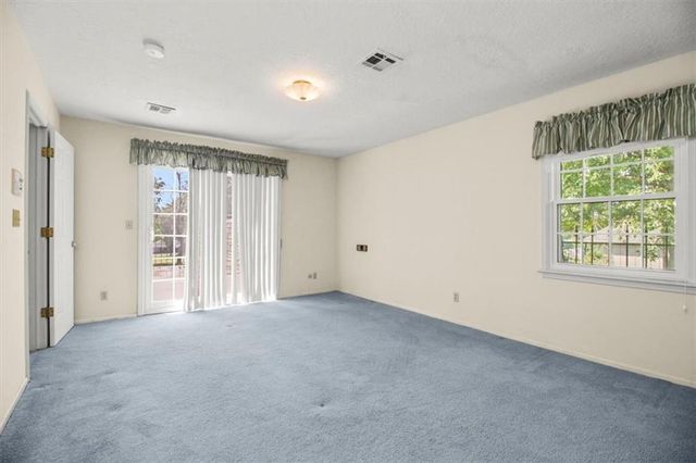 420 Golfview Drive, Blue Springs, MO 64014