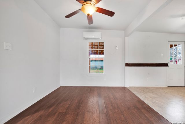 4330 Kilrea, San Antonio, TX 78219