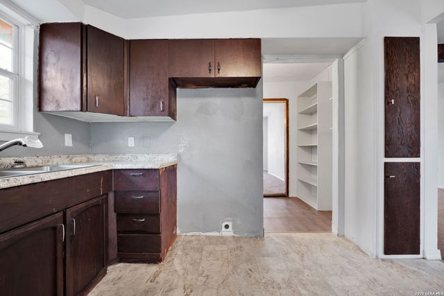 4330 Kilrea, San Antonio, TX 78219