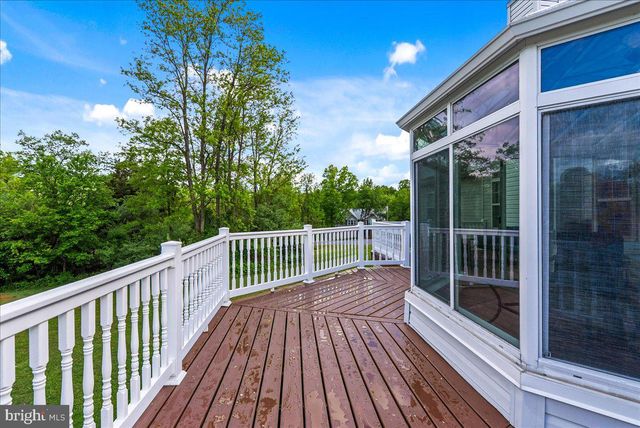 30 SAVANNAH DR, Strasburg, VA 22657
