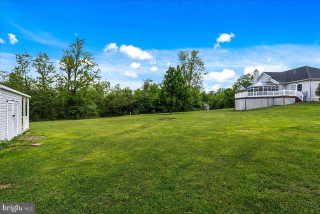 30 SAVANNAH DR, Strasburg, VA 22657