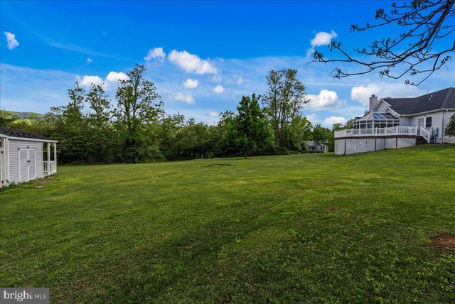 30 SAVANNAH DR, Strasburg, VA 22657