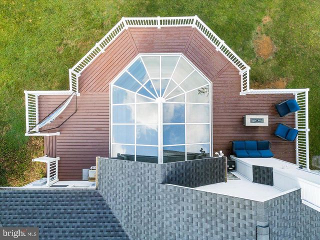 30 SAVANNAH DR, Strasburg, VA 22657