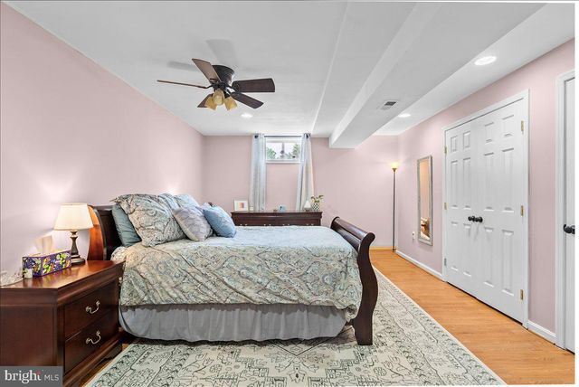 30 SAVANNAH DR, Strasburg, VA 22657