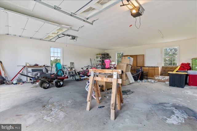30 SAVANNAH DR, Strasburg, VA 22657