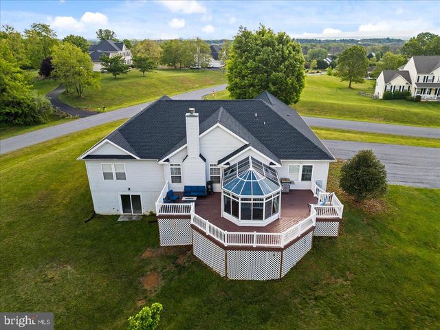 30 SAVANNAH DR, Strasburg, VA 22657