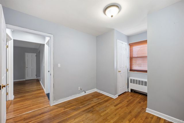 246-29 57th Drive B110, Douglaston, NY 11362