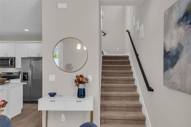 1211 E MURIEL STREET, Orlando, FL 32806