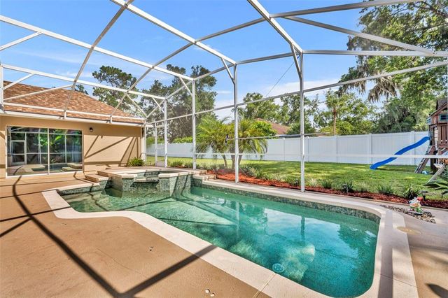 5055 KNOTTY PINE COURT, Sanford, FL 32771