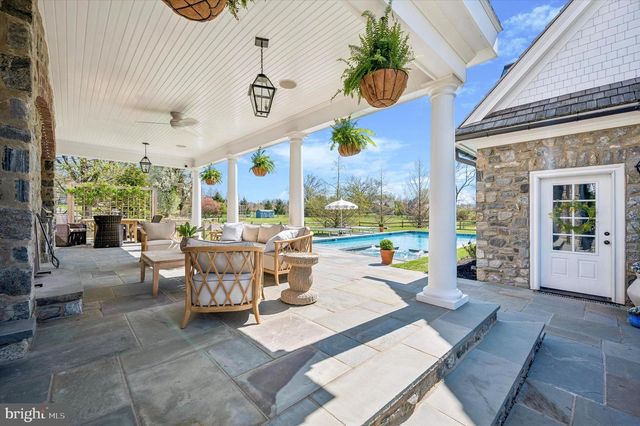 101 HAMPTON LN, Blue Bell, PA 19422