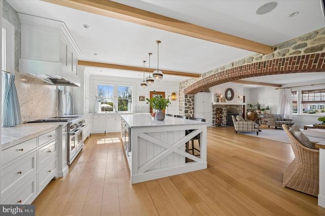 101 HAMPTON LN, Blue Bell, PA 19422