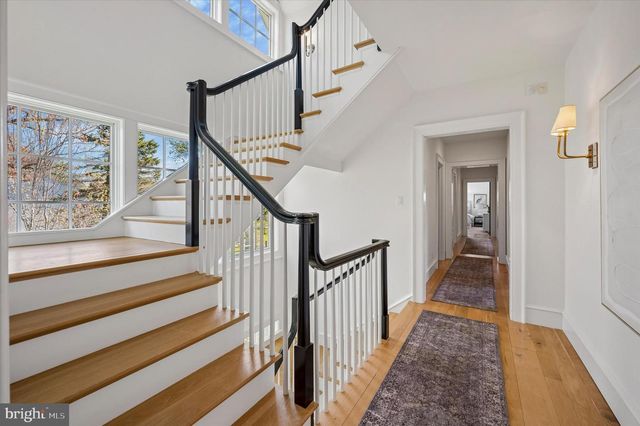 101 HAMPTON LN, Blue Bell, PA 19422