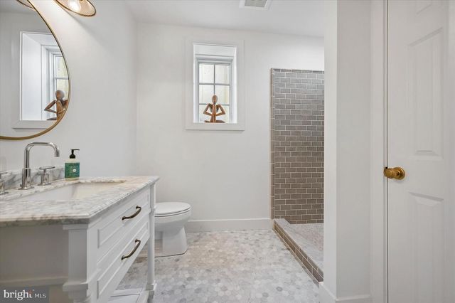 101 HAMPTON LN, Blue Bell, PA 19422