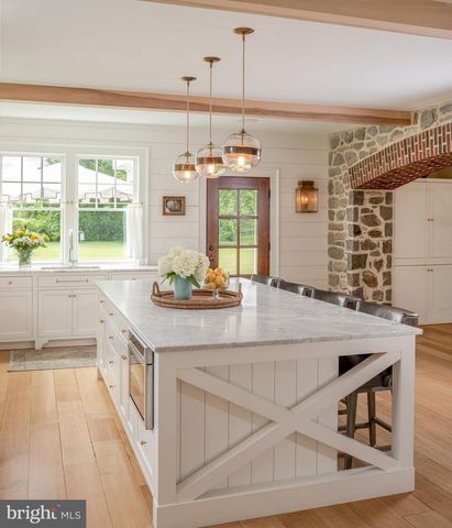 101 HAMPTON LN, Blue Bell, PA 19422