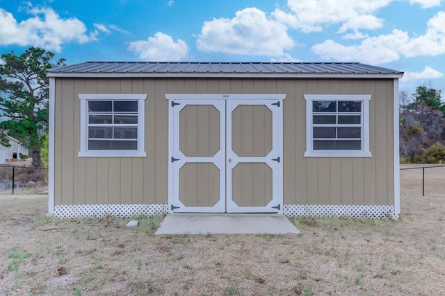 209 Highmeadow Ln., Aynor, SC 29511