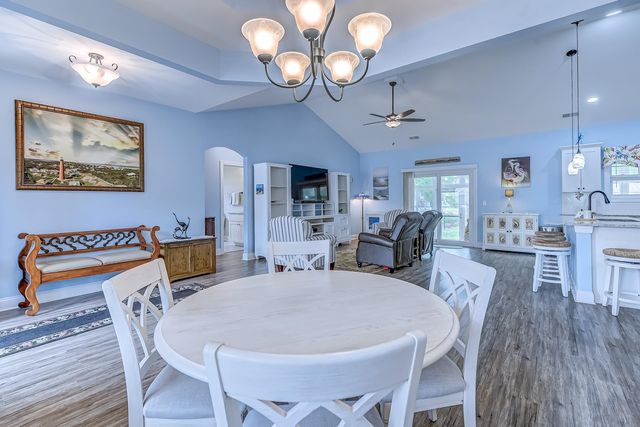 209 Highmeadow Ln., Aynor, SC 29511