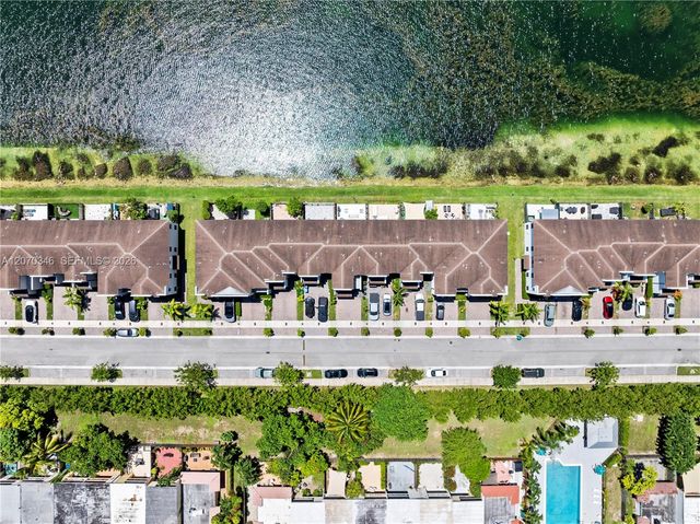 20576 NE 5th Place, Miami, FL 33179
