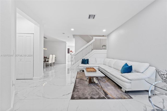 20576 NE 5th Place, Miami, FL 33179