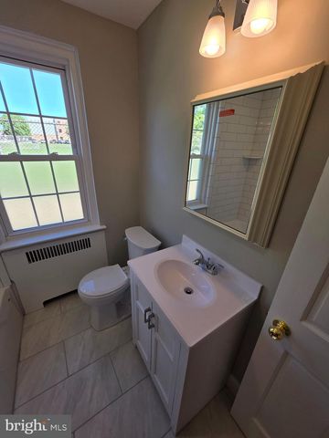 605 S EAGLE RD, Havertown, PA 19083