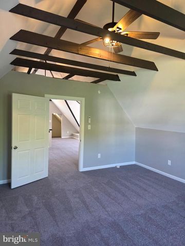 605 S EAGLE RD, Havertown, PA 19083