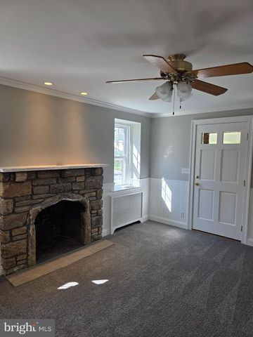 605 S EAGLE RD, Havertown, PA 19083