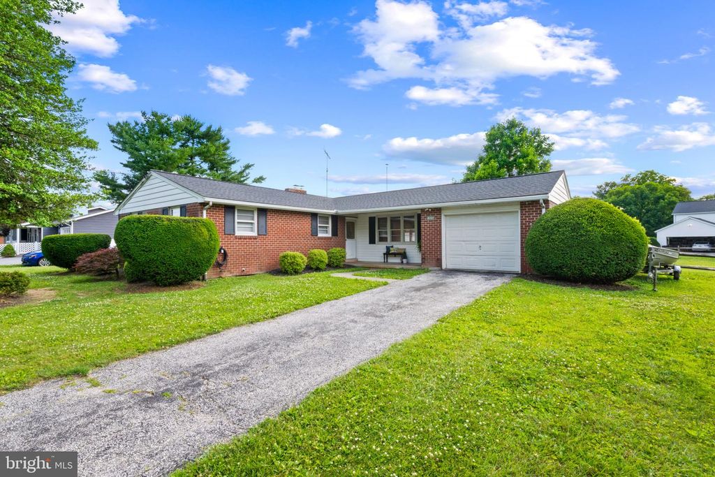 1026 HIGHFIELD DR, Hampstead, MD 21074