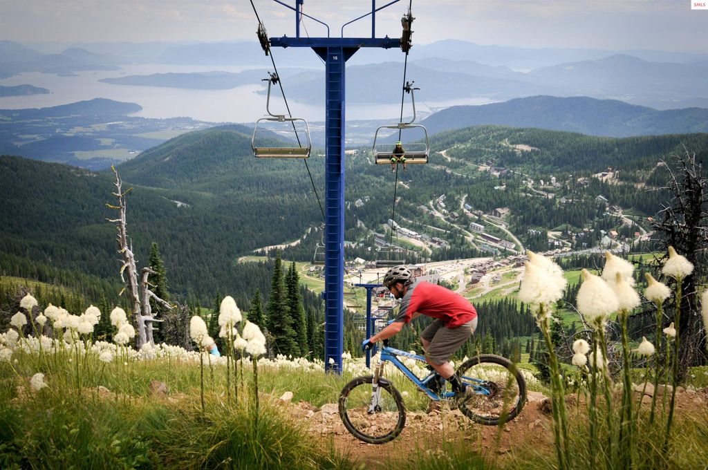 124 Village Ln #415, Sandpoint, ID 83864 photo 11