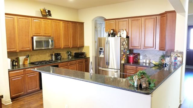 1551 Barksdale Drive, Lewisville, TX 75077